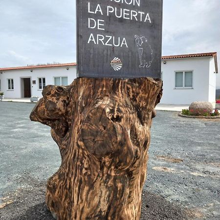 Hotel La Puerta De Arzúa Buitenkant foto