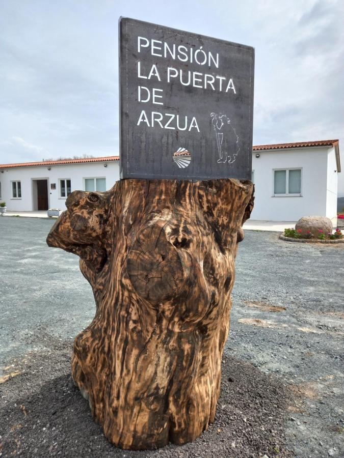 Hotel La Puerta De Arzúa Buitenkant foto